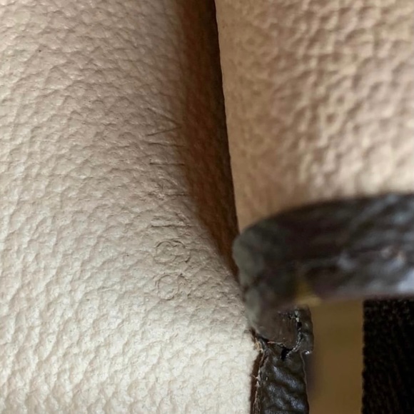 SOLD Brand New Authentic Louis Vuitton Toiletry 26 - Picture 2 of 10